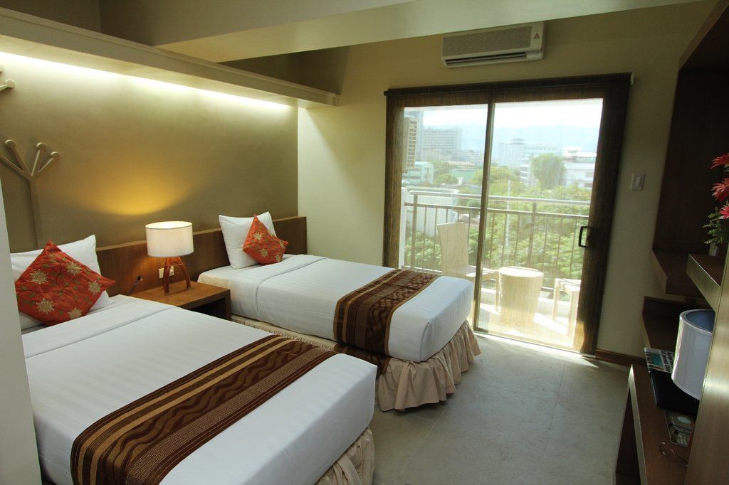 City Suites Ramos Tower Cebu Zewnętrze zdjęcie