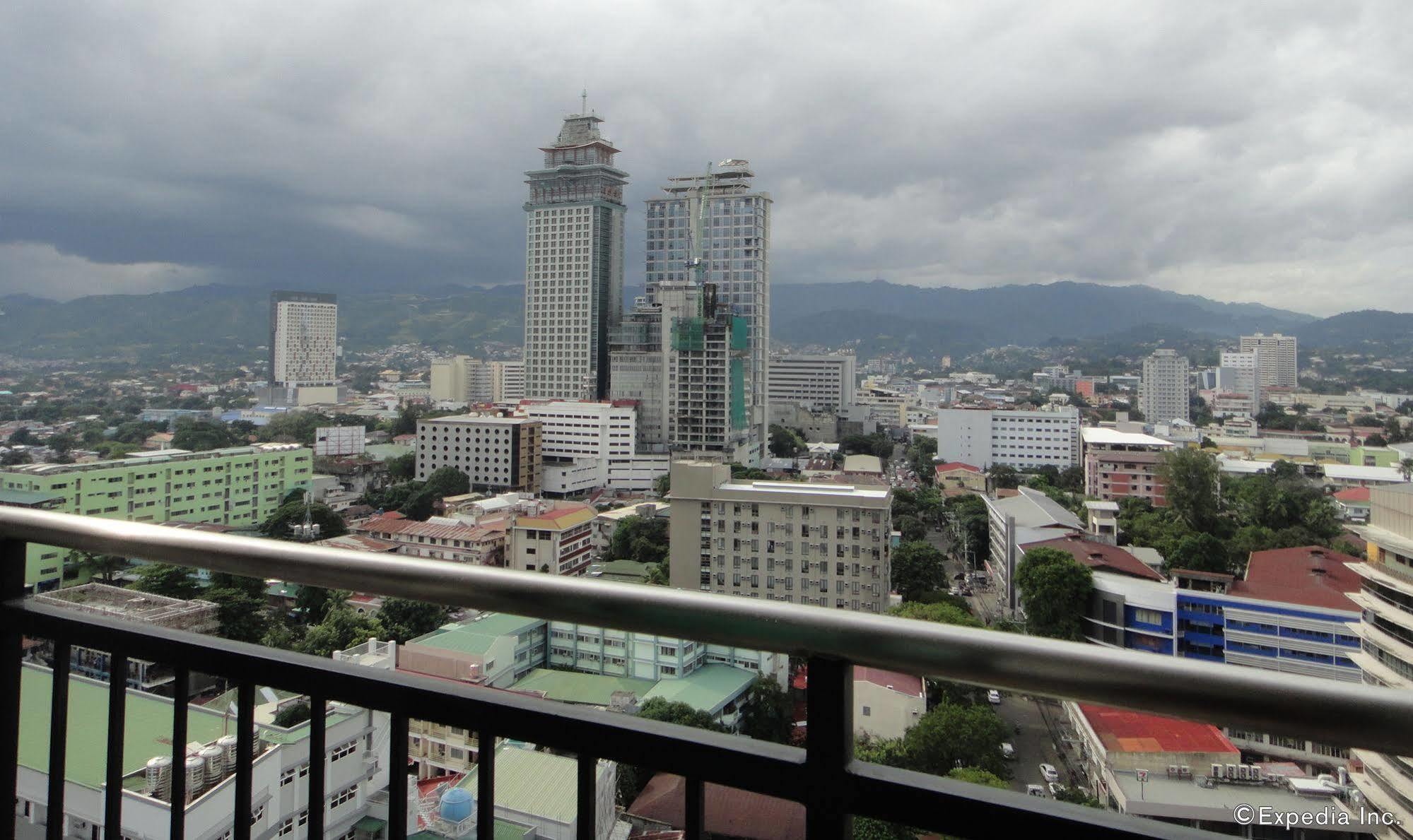 City Suites Ramos Tower Cebu Zewnętrze zdjęcie